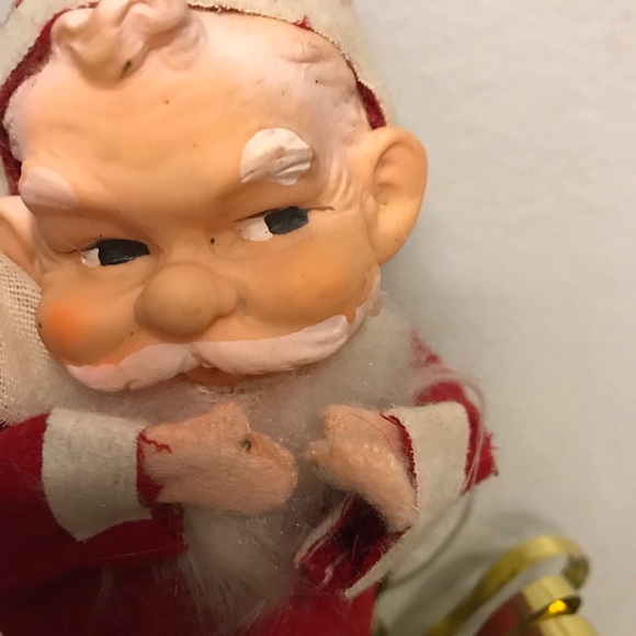 Vintage Distressed Mischievous Santa Claus Ornament Cascading Gold Tinsel** - Picture 4 of 15